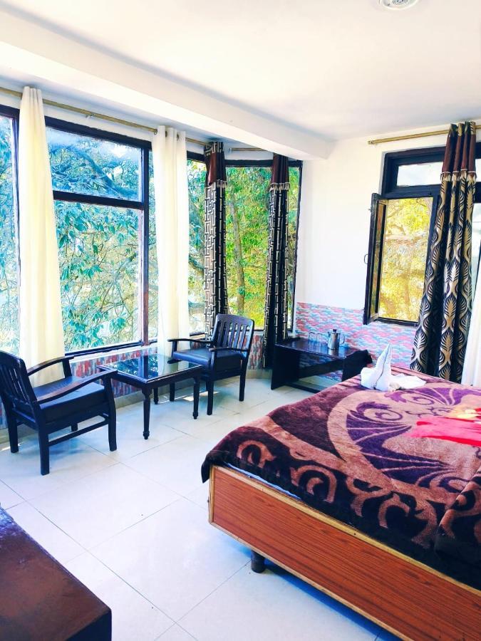 Hotel Holiday Dalhousie - Near Ghandhi Chowk Mall Road Kültér fotó